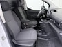 Opel Combo 1.5D 102PK Trekhaak Inbouwkast Navi Camera Apple Carplay Android Auto Airco Pdc Cruise Control DAB Bluetooth Betonplex Vloer Wandbetimmering 1.000KG Trekgewicht 1e Eigenaar Origineel Nederlandse Auto