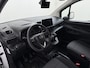 Opel Combo 1.5D 102PK Trekhaak Inbouwkast Navi Camera Apple Carplay Android Auto Airco Pdc Cruise Control DAB Bluetooth Betonplex Vloer Wandbetimmering 1.000KG Trekgewicht 1e Eigenaar Origineel Nederlandse Auto