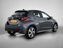Toyota Yaris 1.5 Hybrid 115 Dynamic Comfort Pack | BTW voertuig | Dealer onderhouden | Stoel+Stuurverwarming  | Dodehoek detectie | Parkeersensoren voor+achter | Climate Control | Cruise Control Adaptive | Navigatie | Apple CarPlay/Android
