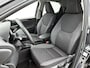 Toyota Yaris 1.5 Hybrid 115 Dynamic Comfort Pack | BTW voertuig | Dealer onderhouden | Stoel+Stuurverwarming  | Dodehoek detectie | Parkeersensoren voor+achter | Climate Control | Cruise Control Adaptive | Navigatie | Apple CarPlay/Android