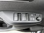 Toyota Yaris 1.5 Hybrid 115 Dynamic Comfort Pack | BTW voertuig | Dealer onderhouden | Stoel+Stuurverwarming  | Dodehoek detectie | Parkeersensoren voor+achter | Climate Control | Cruise Control Adaptive | Navigatie | Apple CarPlay/Android