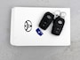 Toyota Yaris 1.5 Hybrid 115 Dynamic Comfort Pack | BTW voertuig | Dealer onderhouden | Stoel+Stuurverwarming  | Dodehoek detectie | Parkeersensoren voor+achter | Climate Control | Cruise Control Adaptive | Navigatie | Apple CarPlay/Android