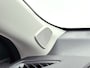 Toyota Yaris 1.5 Hybrid 115 Dynamic Comfort Pack | BTW voertuig | Dealer onderhouden | Stoel+Stuurverwarming  | Dodehoek detectie | Parkeersensoren voor+achter | Climate Control | Cruise Control Adaptive | Navigatie | Apple CarPlay/Android