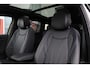 Volkswagen Tayron 1.5 eHybrid R-Line Edition 272PK / 200kW DSG, Comfort pakket plus (verwarmbare voorstoelen, verwarmbare achterbank, verwarmbare voorruit), LED Matrix (IQ.Lights), panoramadak, Harman Kardon geluidssysteem, Black Style pakket, draadloos Apple Carplay & Android Auto, DAB+, elektrische achterklep (Easy Open & Close), parkeerassistent (Park Assist Pro), 3-zone climatronic, adaptief onderstel (DCC), dodehoekdetectie (Side Assist), adaptieve cruise control (ACC), ErgoActive voorstoelen met massage- en geheugenfunctie, elektrisch verstel-, verwarm- en inklapbare buitenspiegels, lederen 'Varenna' bekleding, 20" 'York' LMV etc.