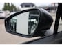 Volkswagen Tayron 1.5 eHybrid R-Line Edition 272PK / 200kW DSG, Comfort pakket plus (verwarmbare voorstoelen, verwarmbare achterbank, verwarmbare voorruit), LED Matrix (IQ.Lights), panoramadak, Harman Kardon geluidssysteem, Black Style pakket, draadloos Apple Carplay & Android Auto, DAB+, elektrische achterklep (Easy Open & Close), parkeerassistent (Park Assist Pro), 3-zone climatronic, adaptief onderstel (DCC), dodehoekdetectie (Side Assist), adaptieve cruise control (ACC), ErgoActive voorstoelen met massage- en geheugenfunctie, elektrisch verstel-, verwarm- en inklapbare buitenspiegels, lederen 'Varenna' bekleding, 20" 'York' LMV etc.