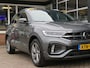 Volkswagen T-Roc 1.5 TSI 150pk DSG-aut. R-LINE / Trekhaak afn. / IQ Light / Camera / Stoelverw./ FABRIEKS garantie