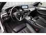 BMW 5-Serie 520i High Executive Aut8 | 184PK | Panoramadak | Sfeerverlichting | Comfortstoelen + Memory | Vol leder | Zonnenschermen | Camera | 2018.