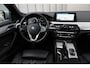 BMW 5-Serie 520i High Executive Aut8 | 184PK | Panoramadak | Sfeerverlichting | Comfortstoelen + Memory | Vol leder | Zonnenschermen | Camera | 2018.