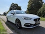 SEAT Leon Sportstourer 1.5 eTSI FR / Pano / Trekhaak / Navi