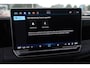 Volkswagen Tiguan 1.5 eHybrid R-Line Edition 272PK / 200kW DSG, Wegklapbare trekhaak incl. aanhangermanoeuvreerhulp (Trailer Assist), LED Matrix (IQ.Lights), adaptieve cruise control (ACC) met Travel Assist, 20" 'York' LMV, parkeerassistent (Park Assist Pro), Comfort pakket plus (verwarmbare voorstoelen, verwarmbare achterbank, verwarmbare voorruit), elektrische achterklep (Easy Open & Close), panoramadak, Harman Kardon geluidssysteem, Black Style pakket, Interieur Style pakket (lederen 'Varenna' bekleding, elektrisch verstelbare ErgoActive voorstoelen met massage- en geheugenfunctie), draadloos Apple Carplay & Android Auto, dodehoekdetectie (Side Assist) etc.