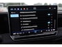 Volkswagen Tiguan 1.5 eHybrid R-Line Edition 272PK / 200kW DSG, Wegklapbare trekhaak incl. aanhangermanoeuvreerhulp (Trailer Assist), LED Matrix (IQ.Lights), adaptieve cruise control (ACC) met Travel Assist, 20" 'York' LMV, parkeerassistent (Park Assist Pro), Comfort pakket plus (verwarmbare voorstoelen, verwarmbare achterbank, verwarmbare voorruit), elektrische achterklep (Easy Open & Close), panoramadak, Harman Kardon geluidssysteem, Black Style pakket, Interieur Style pakket (lederen 'Varenna' bekleding, elektrisch verstelbare ErgoActive voorstoelen met massage- en geheugenfunctie), draadloos Apple Carplay & Android Auto, dodehoekdetectie (Side Assist) etc.