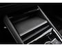 Volkswagen Tiguan 1.5 eHybrid R-Line Edition 272PK / 200kW DSG, Wegklapbare trekhaak incl. aanhangermanoeuvreerhulp (Trailer Assist), LED Matrix (IQ.Lights), adaptieve cruise control (ACC) met Travel Assist, 20" 'York' LMV, parkeerassistent (Park Assist Pro), Comfort pakket plus (verwarmbare voorstoelen, verwarmbare achterbank, verwarmbare voorruit), elektrische achterklep (Easy Open & Close), panoramadak, Harman Kardon geluidssysteem, Black Style pakket, Interieur Style pakket (lederen 'Varenna' bekleding, elektrisch verstelbare ErgoActive voorstoelen met massage- en geheugenfunctie), draadloos Apple Carplay & Android Auto, dodehoekdetectie (Side Assist) etc.