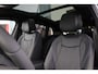 Volkswagen Tiguan 1.5 eHybrid R-Line Edition 272PK / 200kW DSG, Wegklapbare trekhaak incl. aanhangermanoeuvreerhulp (Trailer Assist), LED Matrix (IQ.Lights), adaptieve cruise control (ACC) met Travel Assist, 20" 'York' LMV, parkeerassistent (Park Assist Pro), Comfort pakket plus (verwarmbare voorstoelen, verwarmbare achterbank, verwarmbare voorruit), elektrische achterklep (Easy Open & Close), panoramadak, Harman Kardon geluidssysteem, Black Style pakket, Interieur Style pakket (lederen 'Varenna' bekleding, elektrisch verstelbare ErgoActive voorstoelen met massage- en geheugenfunctie), draadloos Apple Carplay & Android Auto, dodehoekdetectie (Side Assist) etc.