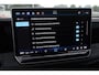 Volkswagen Tiguan 1.5 eHybrid R-Line Edition 272PK / 200kW DSG, Wegklapbare trekhaak incl. aanhangermanoeuvreerhulp (Trailer Assist), LED Matrix (IQ.Lights), adaptieve cruise control (ACC) met Travel Assist, 20" 'York' LMV, parkeerassistent (Park Assist Pro), Comfort pakket plus (verwarmbare voorstoelen, verwarmbare achterbank, verwarmbare voorruit), elektrische achterklep (Easy Open & Close), panoramadak, Harman Kardon geluidssysteem, Black Style pakket, Interieur Style pakket (lederen 'Varenna' bekleding, elektrisch verstelbare ErgoActive voorstoelen met massage- en geheugenfunctie), draadloos Apple Carplay & Android Auto, dodehoekdetectie (Side Assist) etc.