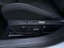Volkswagen Golf 1.0 eTSI DSG Life Business Alcantara Sfeerverlichting Stoelverwarming LED