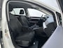 Volkswagen Golf 1.0 eTSI DSG Life Business Alcantara Sfeerverlichting Stoelverwarming LED