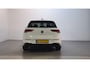 Volkswagen Golf 1.0 eTSI DSG Life Business Alcantara Sfeerverlichting Stoelverwarming LED