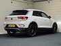 Volkswagen T-Roc 1.5 TSI DSG Style | Massage | IQ | Beats | Trekhaak