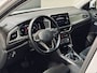 Volkswagen T-Roc 1.5 TSI DSG Style | Massage | IQ | Beats | Trekhaak