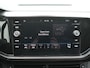 Volkswagen T-Cross 1.0 TSI Life - RIJKLAARPRIJS - All Seasonbanden - Trekhaak - Adaptive Cruise Control
