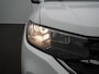 Volkswagen T-Cross 1.0 TSI Life - RIJKLAARPRIJS - All Seasonbanden - Trekhaak - Adaptive Cruise Control