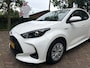 Toyota Yaris 1.5 Hybrid Comfort. Wij zijn altijd de goedkoopste met de beste Vakgarage BOVAG service.