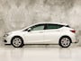 Opel Astra 1.2 Elegance (DIGITALE COCKPIT, APPLE CARPLAY, GROOT NAVI, CAMERA, CLIMATE, STUUR/STOELVERWARMING, SPORTSTOELEN, GETINT GLAS, TREKHAAK, ADAPTIVE CRUISE, NIEUWSTAAT)