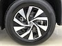 Volkswagen Tayron 1.5 eHybrid Life Edition 204 PK Plug in Hybrid | Panoramadak | Trekhaak | Navigatie | Keyless access | Apple Carplay | Stoelverwarming | 360 camera | Android Auto | Elektrische achterklep | Zwarte dakhemel | Stuurverwarming | Dodehoeksensoren |
