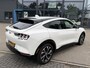 Ford Mustang Mach-E AWD 75 kWh SOH 93% ORIGINEEL NL AUTO MET NAP | B&O PREMIUM AUDIO | LEREN BEKLEDING | 360° CAMERA | ELEKTRISCHE STOELEN MET GEHEUGEN | TECHNOLOGY PACK | WINTERPAKKET | ADAPTIVE CRUISE CONTROL | DODEHOEKDETECTIE | FORD DEALER ONDERHOUDEN | ALL-IN PRIJS INCL. 12 MND BOVAG GARANTIE |
