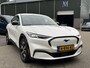 Ford Mustang Mach-E AWD 75 kWh SOH 93% ORIGINEEL NL AUTO MET NAP | B&O PREMIUM AUDIO | LEREN BEKLEDING | 360° CAMERA | ELEKTRISCHE STOELEN MET GEHEUGEN | TECHNOLOGY PACK | WINTERPAKKET | ADAPTIVE CRUISE CONTROL | DODEHOEKDETECTIE | FORD DEALER ONDERHOUDEN | ALL-IN PRIJS INCL. 12 MND BOVAG GARANTIE |