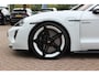 Porsche Taycan Turbo S 93 kWh / SoH 91,3% / Full option! / Panoramadak / 360Camera / Burmester / Keyless / Achterasbesturing / 21'' / Carbon / InnoDrive / Sportdesign+Chrono / Massage+Ventilatie / Dodehoek / DAB