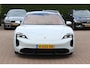 Porsche Taycan Turbo S 93 kWh / SoH 91,3% / Full option! / Panoramadak / 360Camera / Burmester / Keyless / Achterasbesturing / 21'' / Carbon / InnoDrive / Sportdesign+Chrono / Massage+Ventilatie / Dodehoek / DAB
