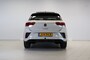 Volkswagen T-Roc 1.5 TSI R-Line Black Edition - Schuif/kanteldak - Trekhaak - 19 Inch