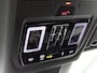 Volkswagen Tiguan 1.5 eHybrid R-Line Edition 204 PK Plug in hybrid | Trekhaak | 360 Camera | Stoelverwaming | Stuurverwarming | Panoramadak | Navigatie | Apple Carplay | Android Auto | Dodehoeksensoren | Elektrische achterklep | Keyless access |