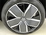 Volkswagen Tiguan 1.5 eHybrid R-Line Edition 204 PK Plug in hybrid | Trekhaak | 360 Camera | Stoelverwaming | Stuurverwarming | Panoramadak | Navigatie | Apple Carplay | Android Auto | Dodehoeksensoren | Elektrische achterklep | Keyless access |