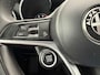 Alfa Romeo Stelvio 2.0 T AWD Q4 200PK Leer Navi Trekhaak Keyless!