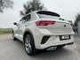 Volkswagen T-Roc 1.0 TSI R-Line Ascot Grey / IQ-light / Carplay / ACC / PDC / Stoelverwarming / Digitiale cockpit / Zwarte hemel