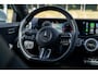 Mercedes-Benz A-klasse 180 AMG Line|BTW|Facelift|Panoramadak|Sfeerverlichting|CarPlay|LED|Org NL NAP|1 Eig|Dealer Onderhouden