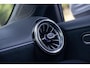 Mercedes-Benz A-klasse 180 AMG Line|BTW|Facelift|Panoramadak|Sfeerverlichting|CarPlay|LED|Org NL NAP|1 Eig|Dealer Onderhouden