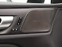 Volvo S60 T6 PLUG-IN HYBRID LONG RANGE PLUS DARK SCHUIFDAK 19INCH HARMAN KARDON GETINT GLAS
