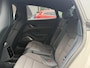 Porsche Taycan Turbo 93 kWh SOH 91% | SPORT CHRONO | HEAD-UP | CARBON PAKKET | ALCANTARA STOELEN + HEMEL | DUAL SCHERM | PSCB KERAMISCH GECOATE REMMEN | BURMESTER PREMIUM AUDIO | STOELVERWARMING + STUURWIELVERWARMING | STOELVENTILATIE | MEMORY SEATS | PORSCHE DEALER ONDERHOUDEN | 360° CAMERA | VERKEERT IN NIEUWSTAAT | ALL-IN PRIJS | 12 MAANDEN BOVAG GARANTIE