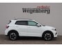 Volkswagen T-Cross 1.0 TSI R-Line DSG IQ Matrix ACC PDC