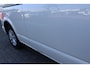 Volkswagen Transporter Kombi 2.0 TDI L2H2 Highline | 9 Persoons | Prijs incl BTW & BPM |  Cruise | Airco | Navigatie | PDC voor en achter