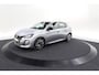 Peugeot 208 1.2 Hybrid 110 e-DCS6 Business | Direct Leverbaar | Apple Carplay | Parkeersensoren