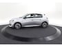 Peugeot 208 1.2 Hybrid 110 e-DCS6 Business | Direct Leverbaar | Apple Carplay | Parkeersensoren