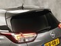 Opel Crossland X 1.2 Turbo Innovation Sport Automaat (APPLE CARPLAY, GROOT NAVI, CLIMATE, STUUR/STOELVERWARMING, SPORTSTOELEN, LEDER, GETINT GLAS, PARKEERSENSOREN, NIEUWSTAAT)