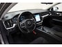 Volvo V60 2.0 B3 Momentum Advantage Aut. [ Navigatie Full LED Apple Carplay / Android Auto ]
