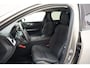 Volvo V60 2.0 B3 Momentum Advantage Aut. [ Navigatie Full LED Apple Carplay / Android Auto ]