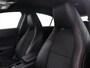 Mercedes-Benz A-klasse 180 Business Solution AMG | Leder/alcantara | Stoelverwarming | Cruise control | Navigatie | Bluetooth | Camera | Park assist | Trekhaak