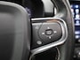 Volvo XC40 Recharge P8 AWD | Automaat | Panoramadak | Apple Carplay / Android Auto | Harman Kardon | Parkeersensoren | Virtual Cockpit | Trekhaak | Stoel-Stuurverwarming | Elektrische Achterklep | 360 Achteruitrijcamera | Navigatie | Climate Control | Cruise Control | Lichtmetalen Velgen |